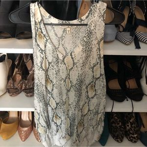 Express XS snake print tank